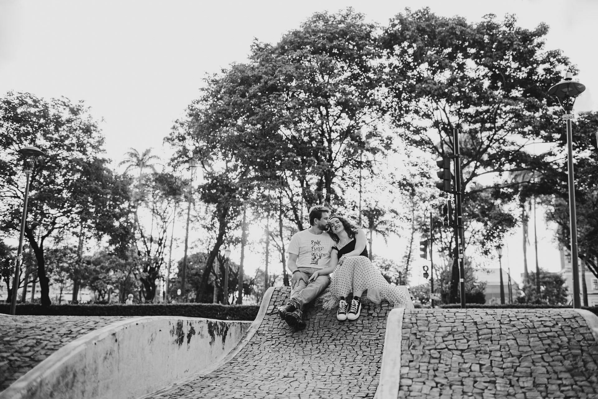 Foto Fotos de Casal num Roteiro na Savassi - Imagem 35