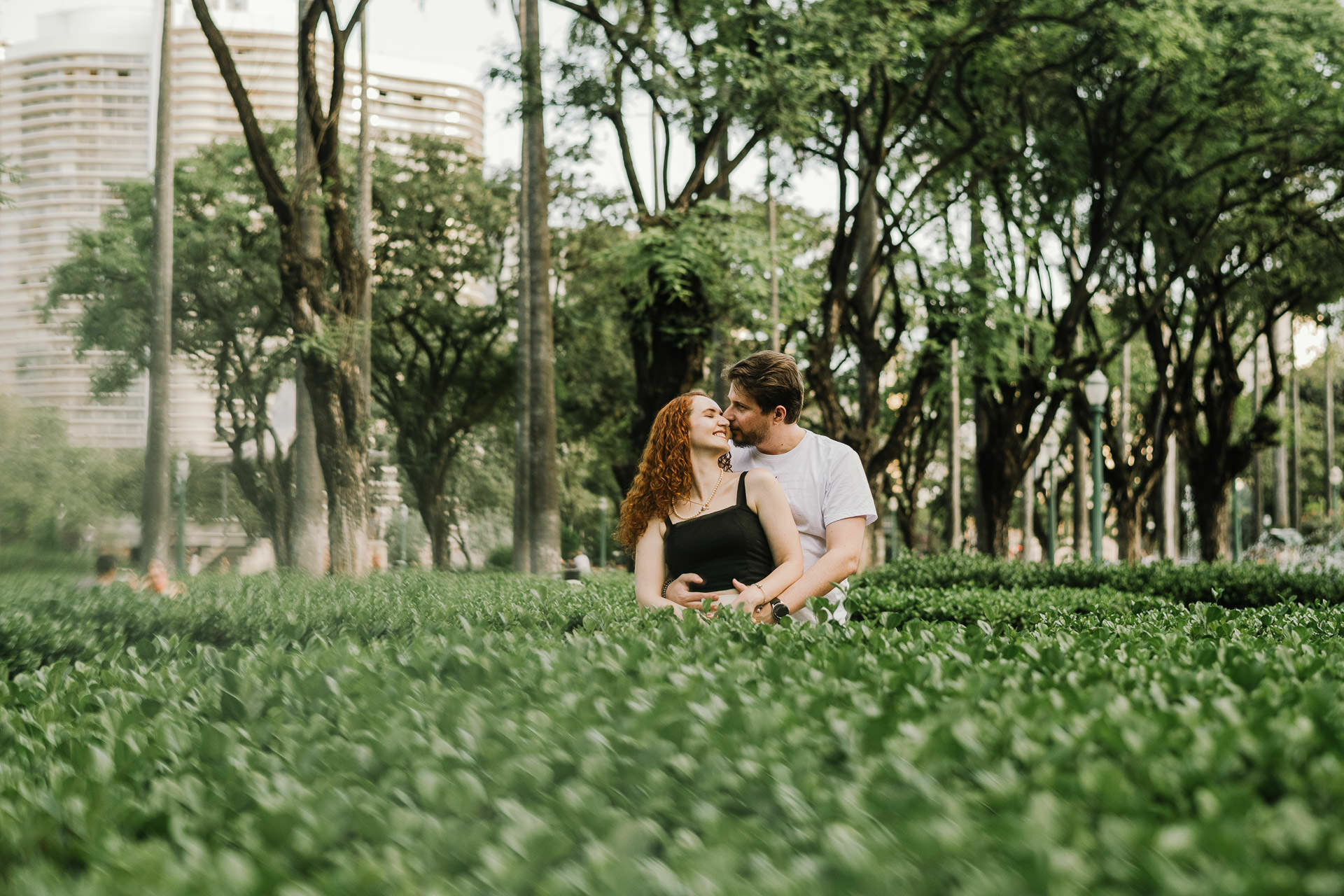 Foto Fotos de Casal num Roteiro na Savassi - Imagem 31